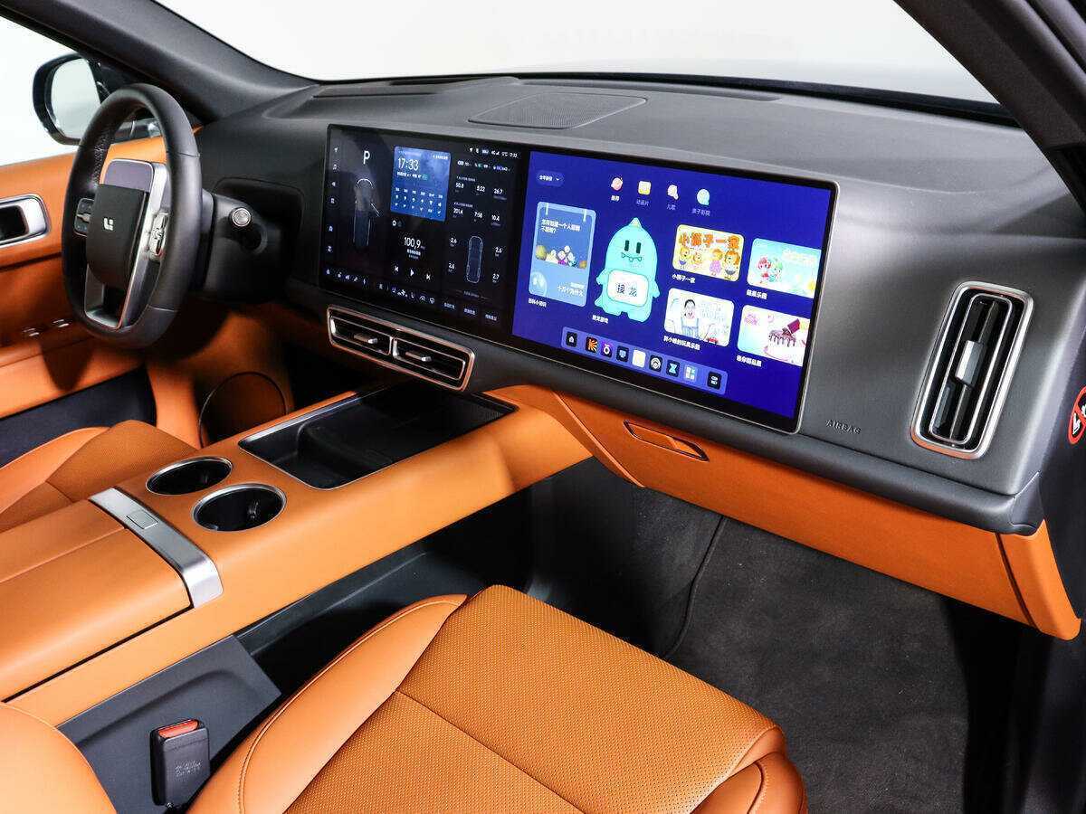 LiXiang L9 с пробегом — 2023 год. Фото: #5