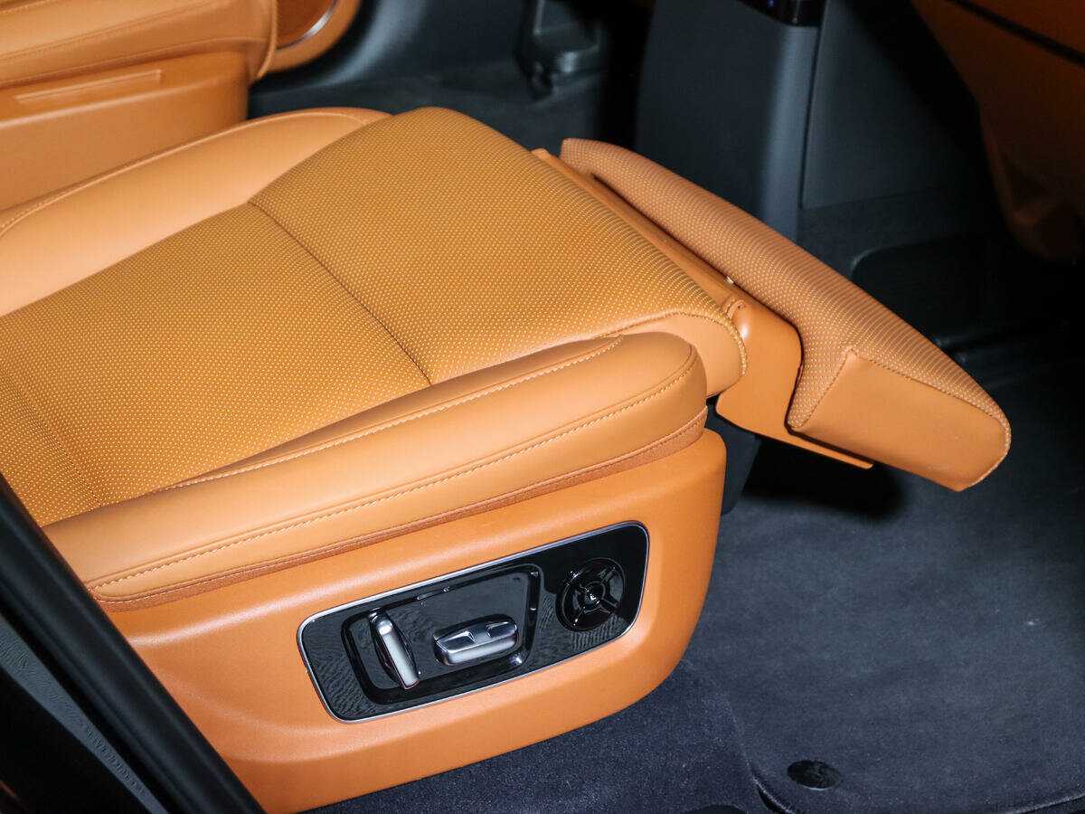 LiXiang L9 с пробегом — 2023 год. Фото: #19