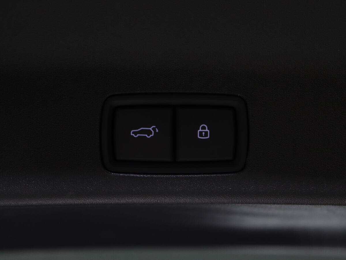 LiXiang L9 с пробегом — 2023 год. Фото: #22