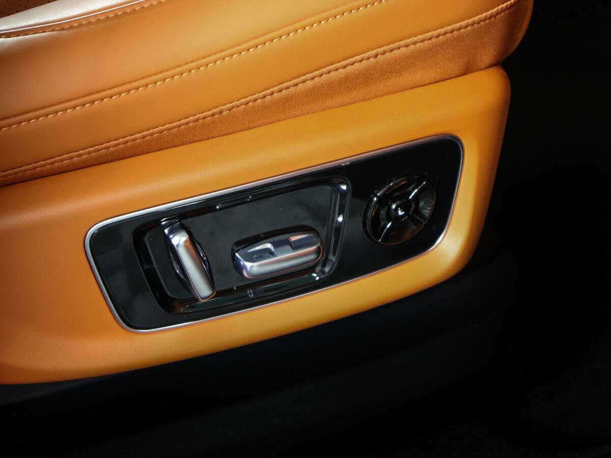 LiXiang L9 с пробегом — 2023 год. Фото: #28