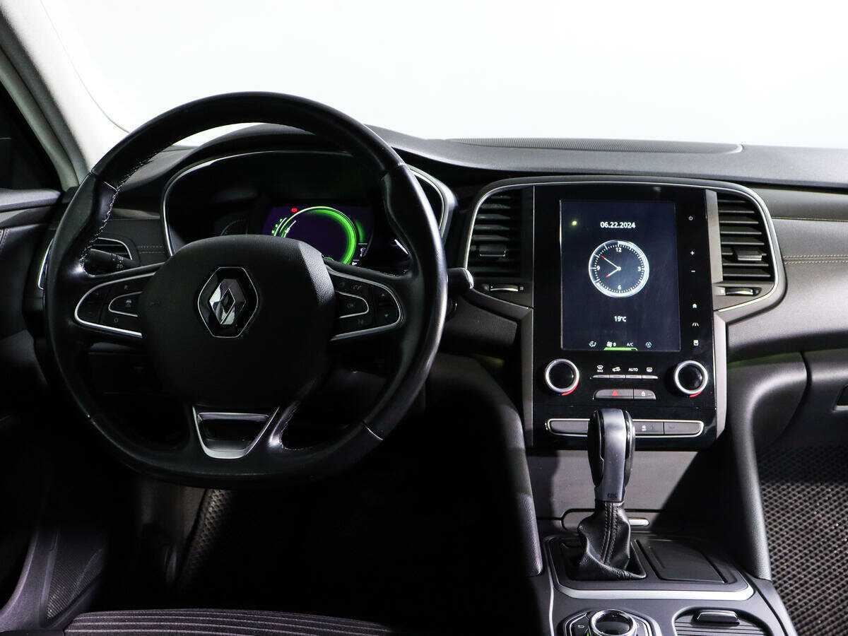 Renault Talisman с пробегом — 2017 год. Фото: #9