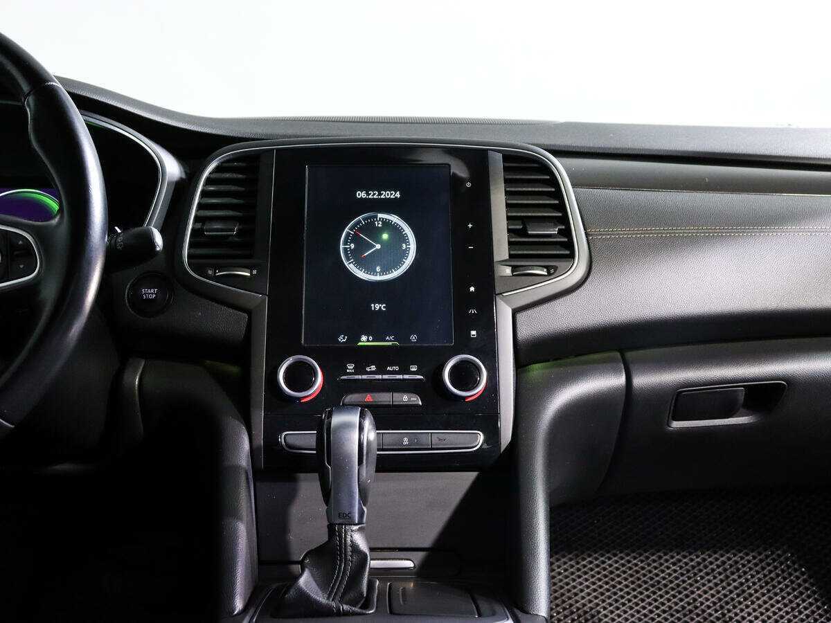 Renault Talisman с пробегом — 2017 год. Фото: #10