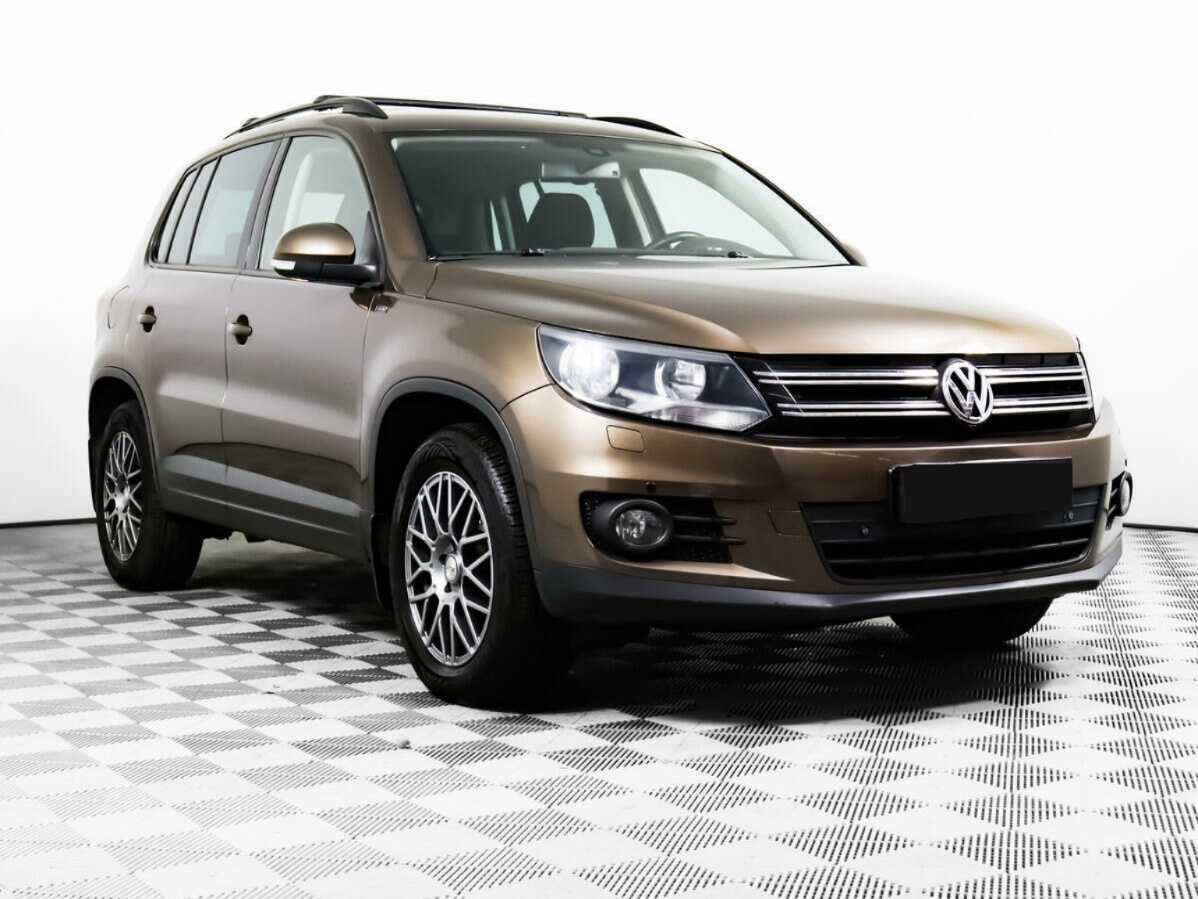 Volkswagen Tiguan с пробегом — 2015 год. Фото: #2