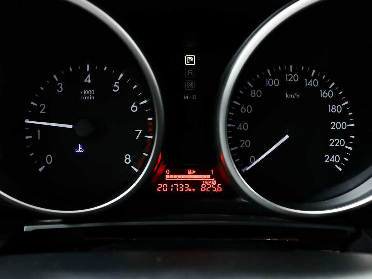 Mazda 5 с пробегом — 2012 год. Фото: #7