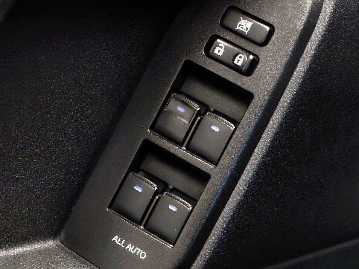 Toyota Land Cruiser Prado с пробегом — 2017 год. Фото: #14