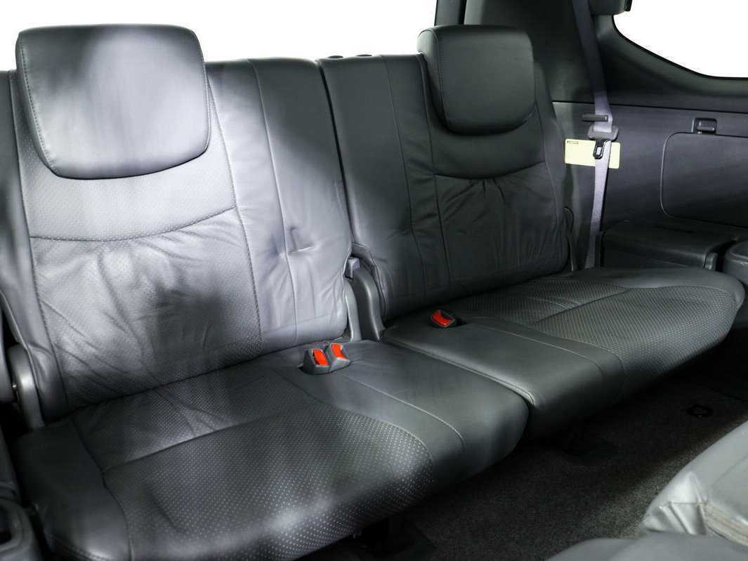 Toyota Land Cruiser Prado с пробегом — 2007 год. Фото: #14