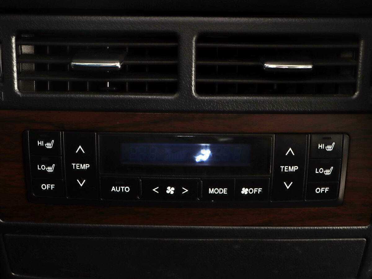 Toyota Land Cruiser с пробегом — 2019 год. Фото: #9