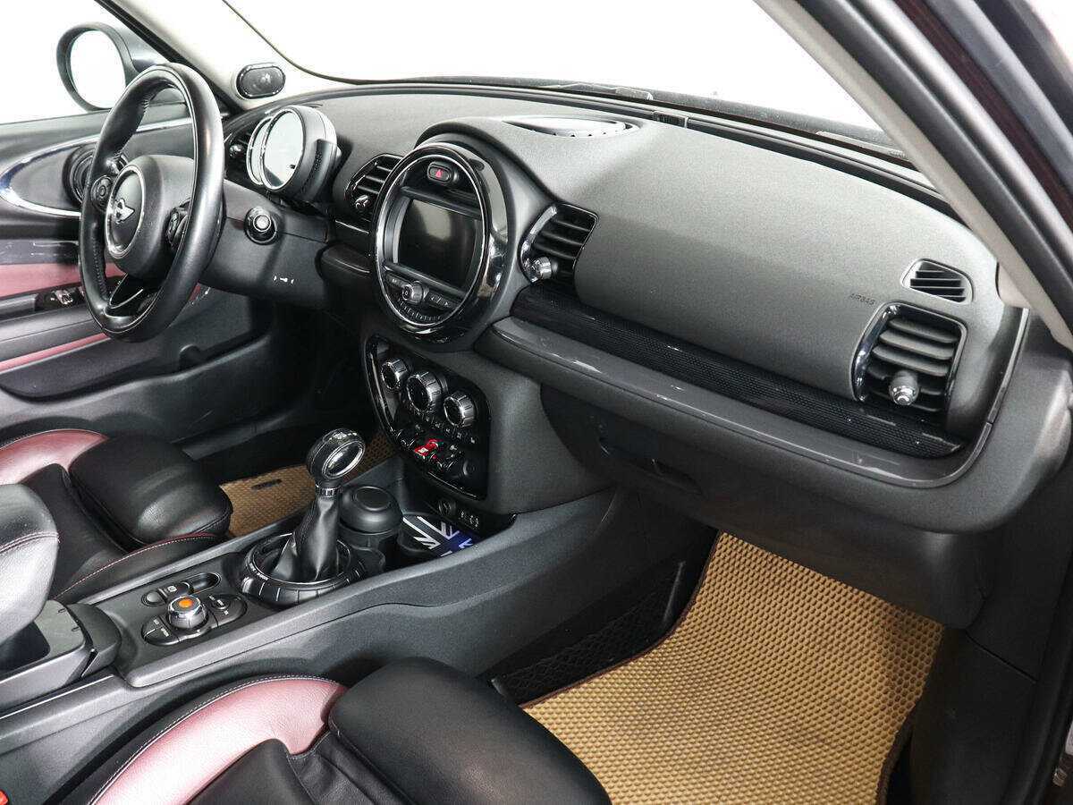 Mini Clubman с пробегом — 2016 год. Фото: #9