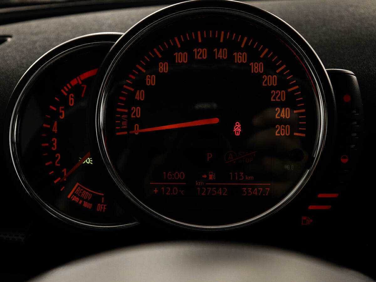 Mini Clubman с пробегом — 2016 год. Фото: #10