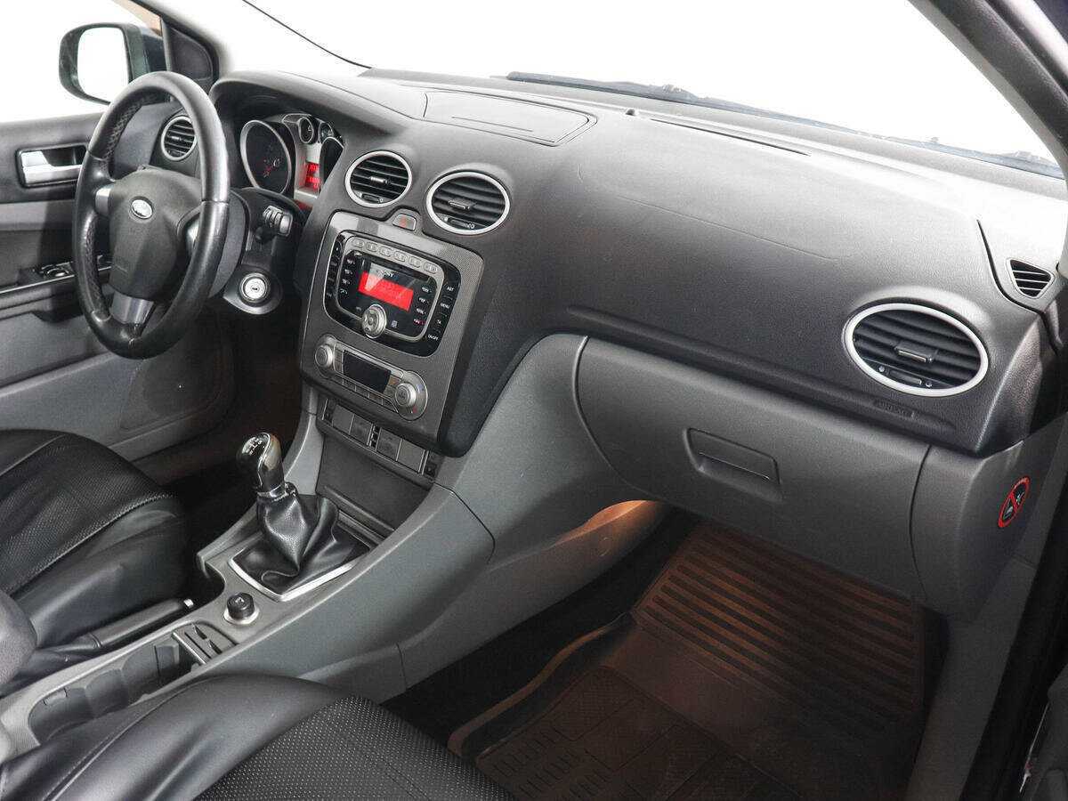 Ford Focus с пробегом — 2010 год. Фото: #5