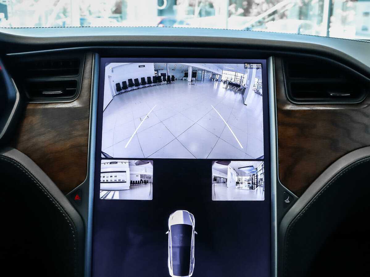 Tesla Model X с пробегом — 2020 год. Фото: #22