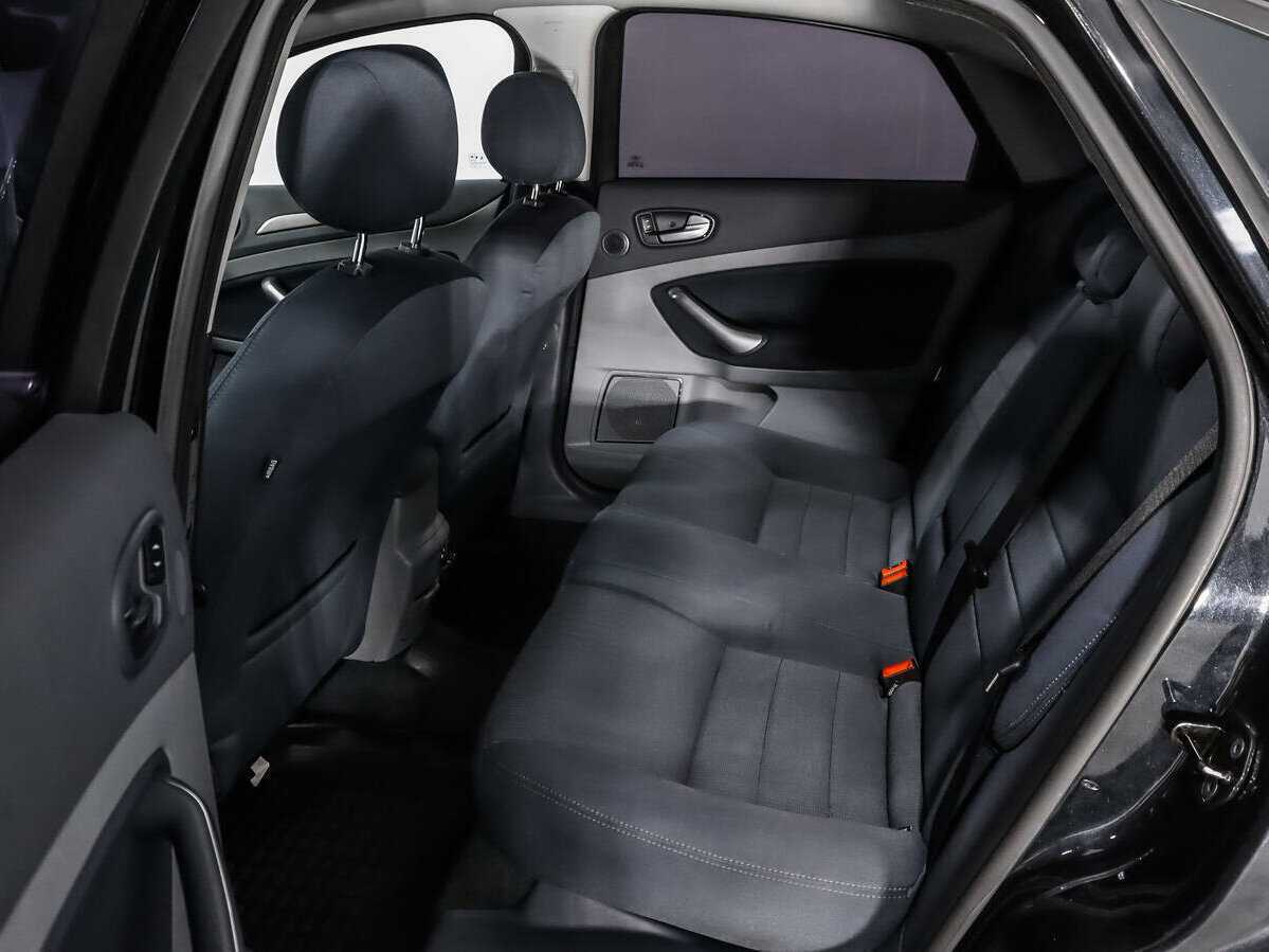 Ford Mondeo с пробегом — 2008 год. Фото: #10