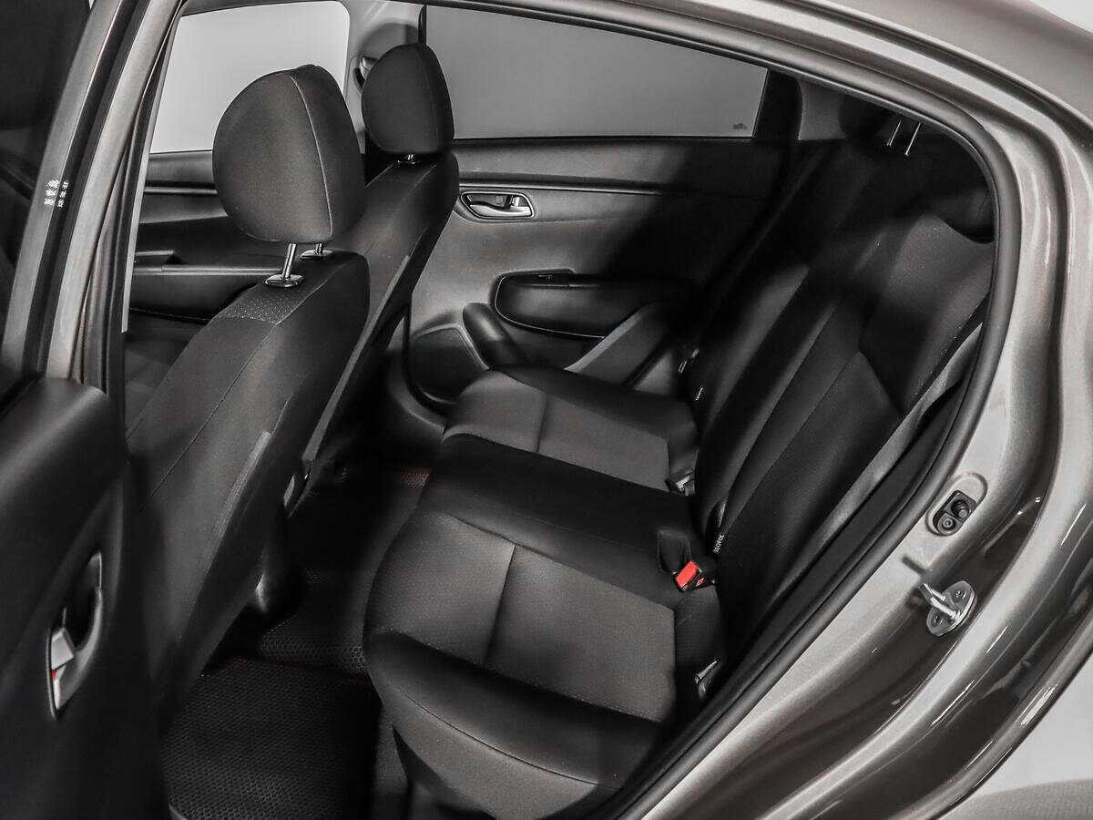 Kia Rio с пробегом — 2020 год. Фото: #9