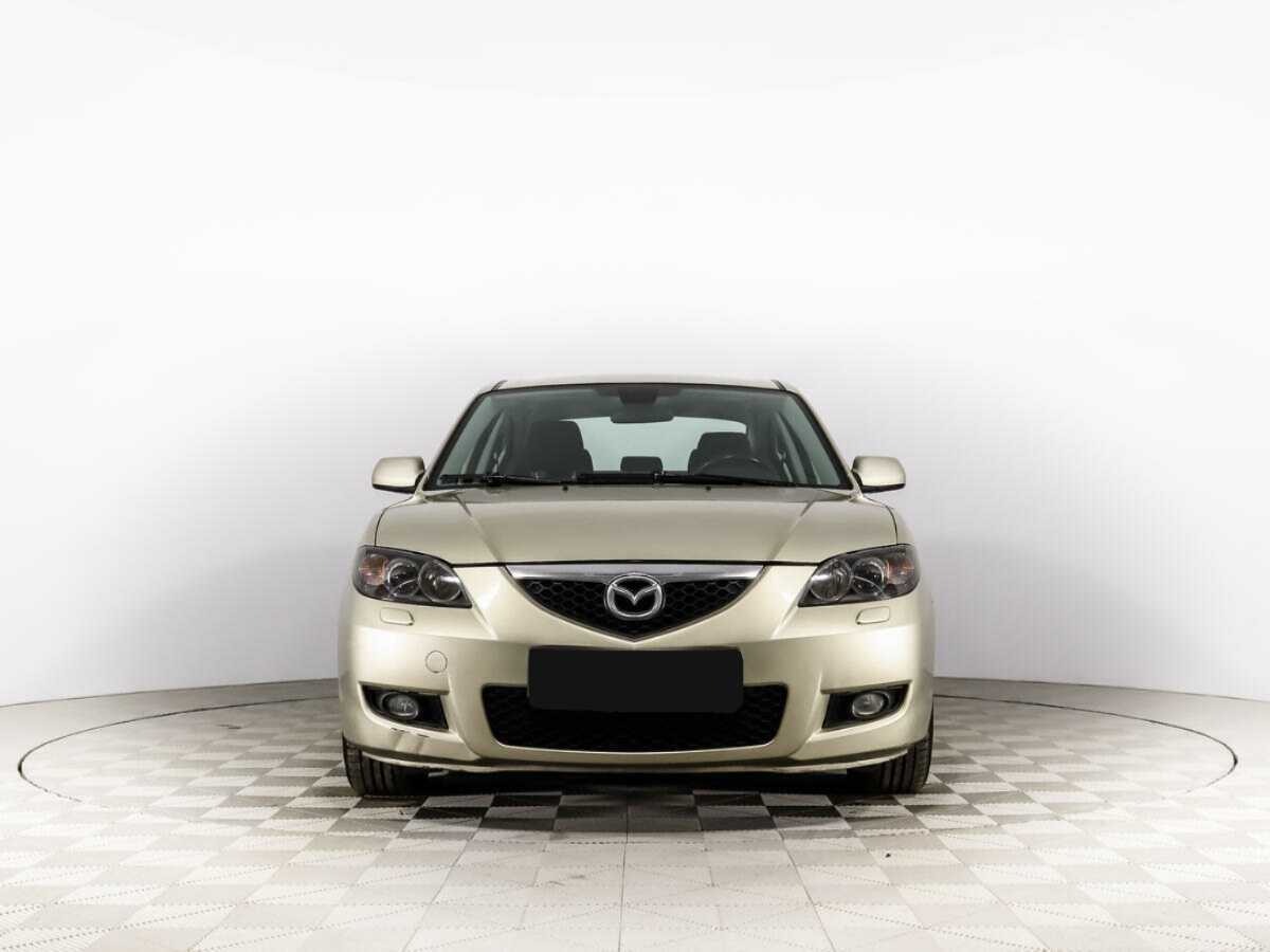 Mazda 3 с пробегом — 2007 год. Фото: #1