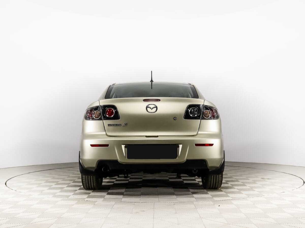 Mazda 3 с пробегом — 2007 год. Фото: #5