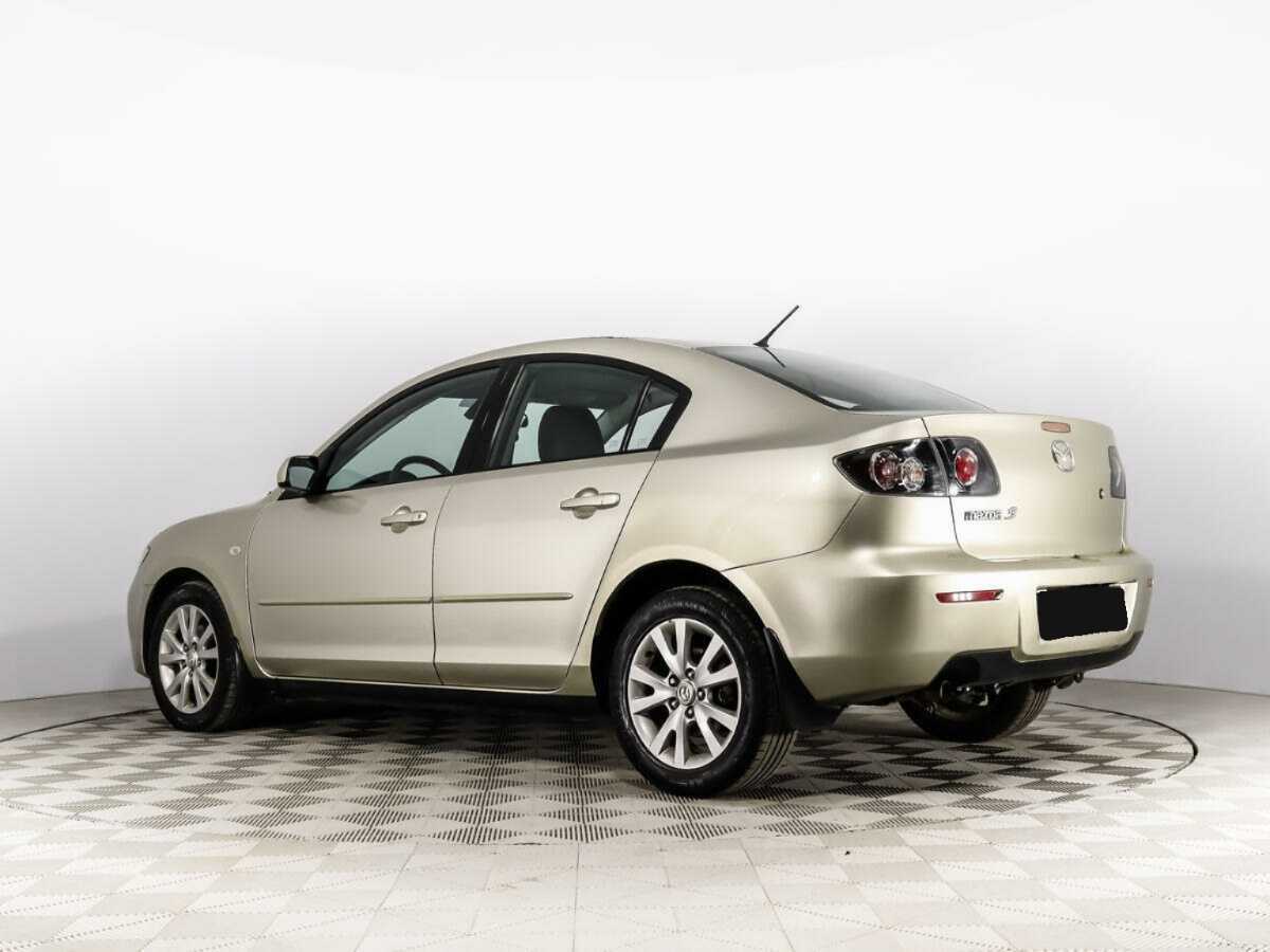 Mazda 3 с пробегом — 2007 год. Фото: #6