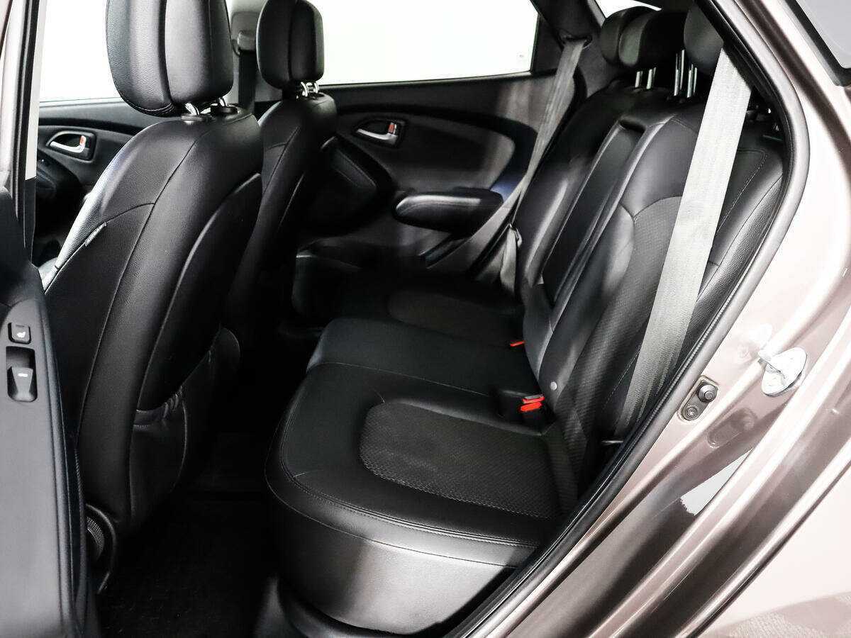 Hyundai ix35 с пробегом — 2011 год. Фото: #7