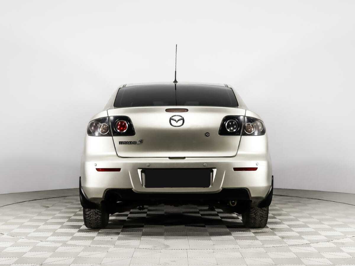 Mazda 3 с пробегом — 2008 год. Фото: #5