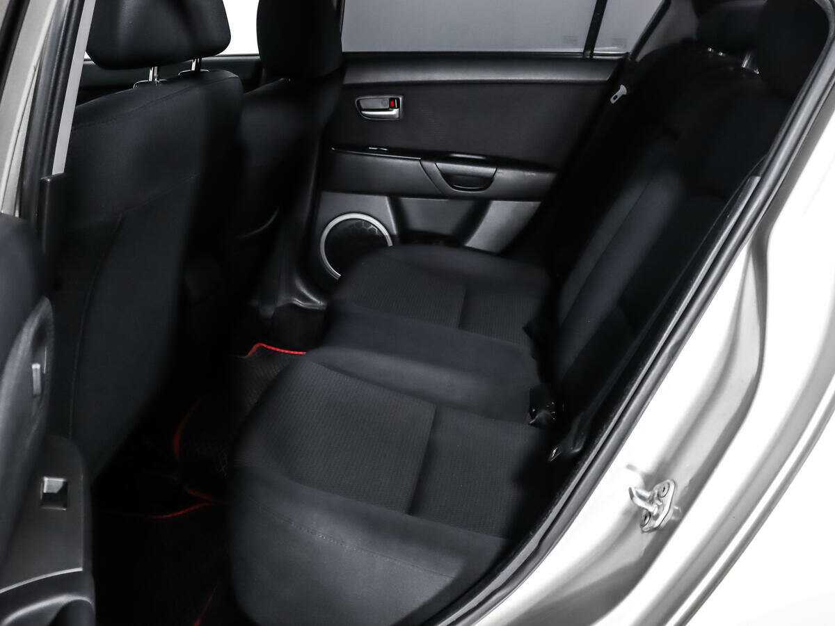 Mazda 3 с пробегом — 2008 год. Фото: #9