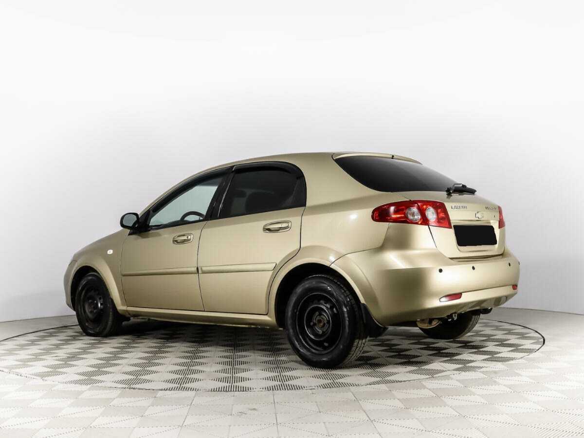 Chevrolet Lacetti с пробегом — 2009 год. Фото: #6