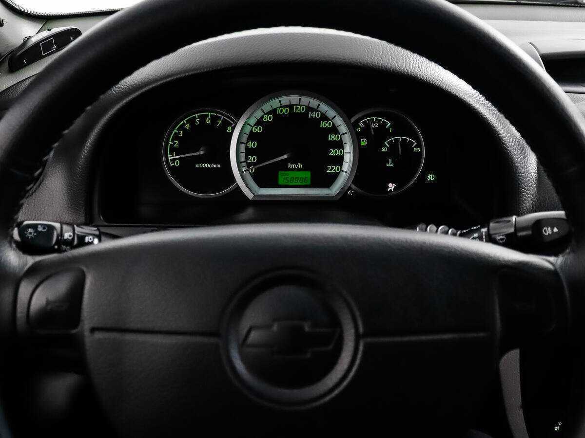 Chevrolet Lacetti с пробегом — 2009 год. Фото: #15