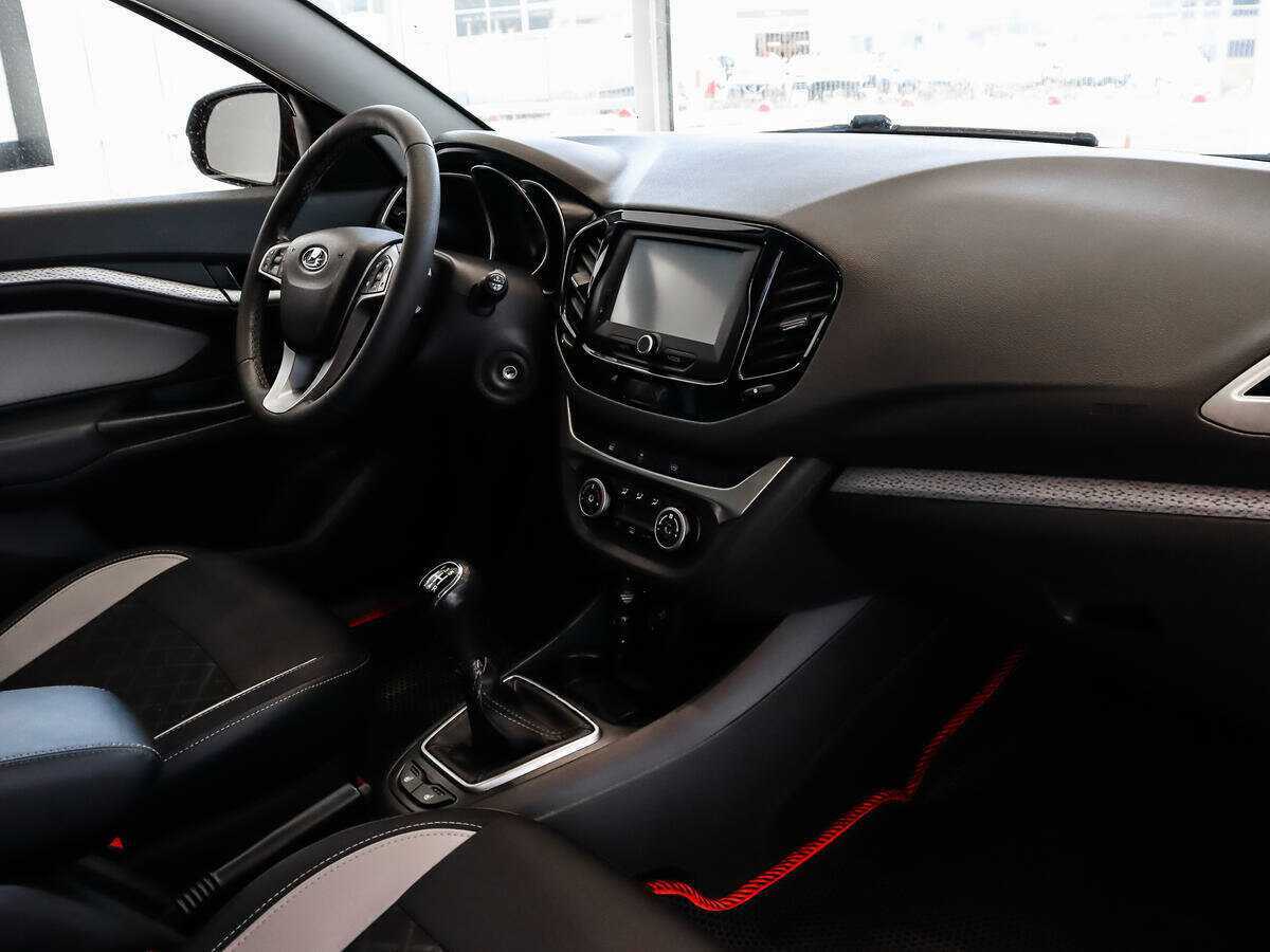 Lada (ВАЗ) Vesta с пробегом — 2019 год. Фото: #9