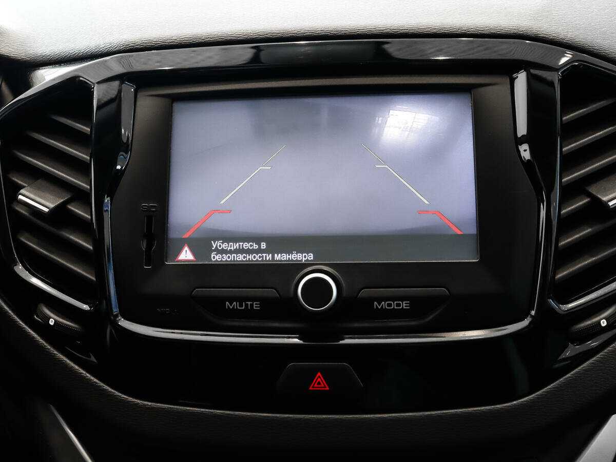 Lada (ВАЗ) Vesta с пробегом — 2019 год. Фото: #12