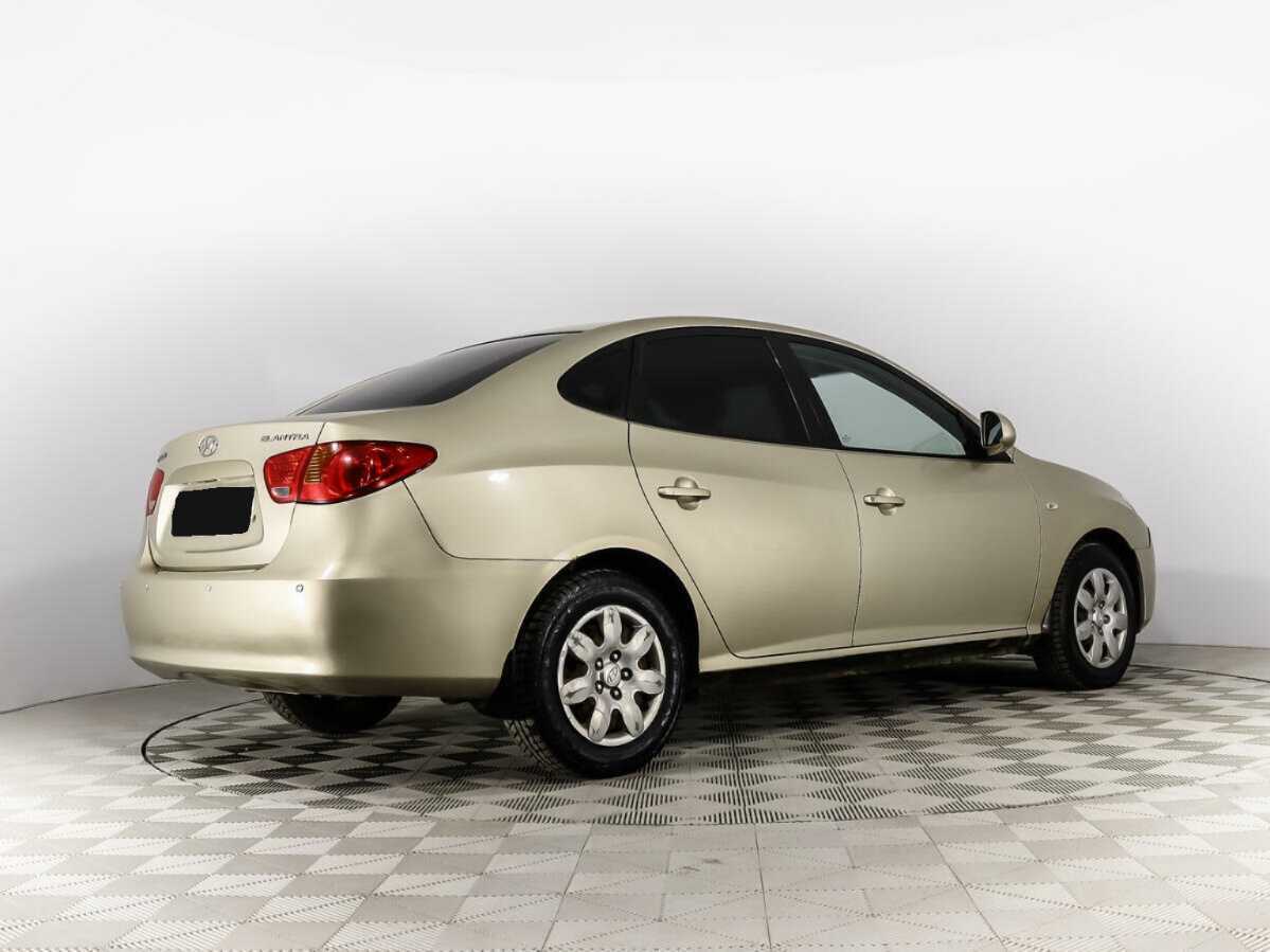 Hyundai Elantra с пробегом — 2007 год. Фото: #4