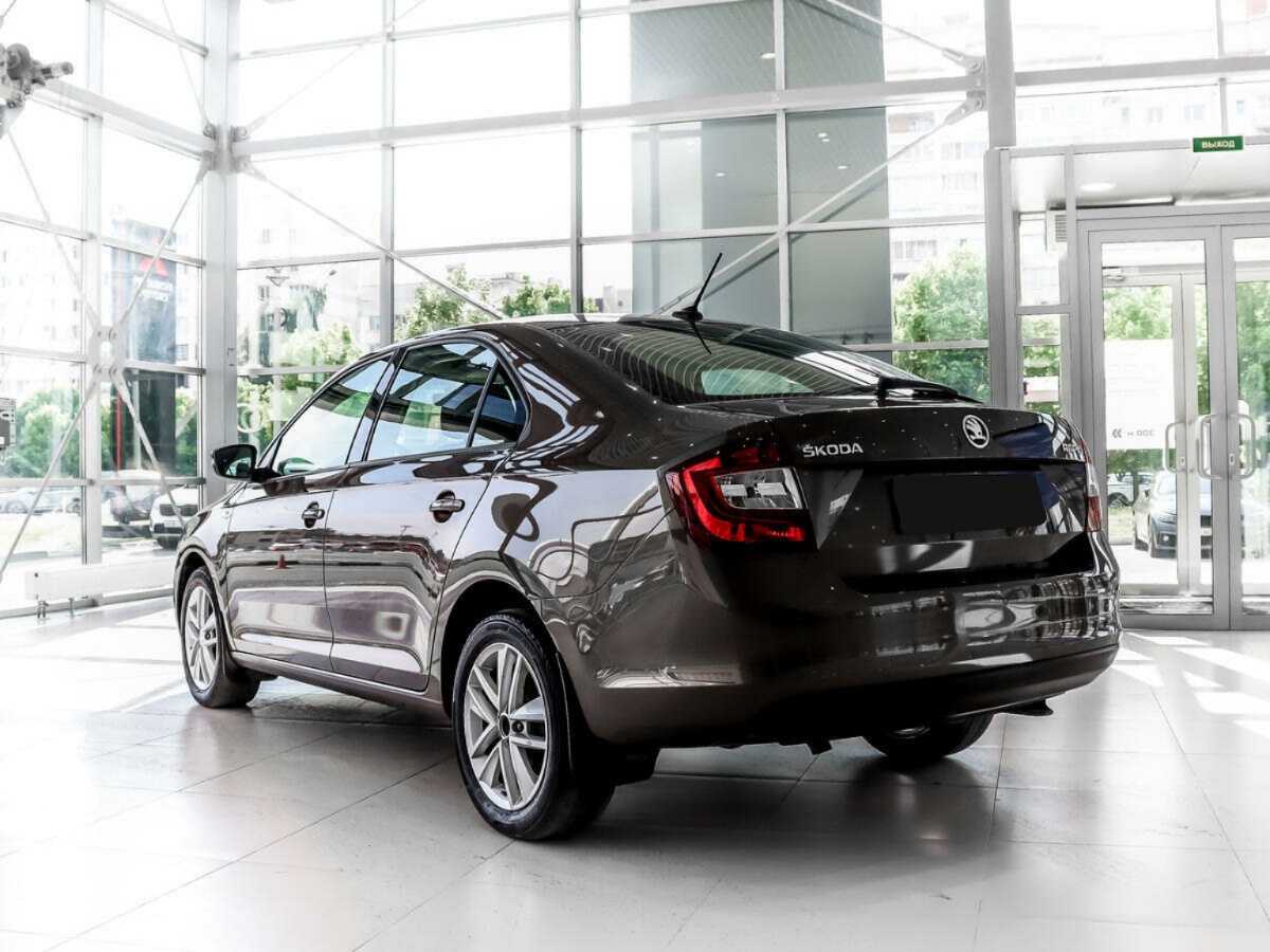 Skoda Rapid с пробегом — 2019 год. Фото: #5