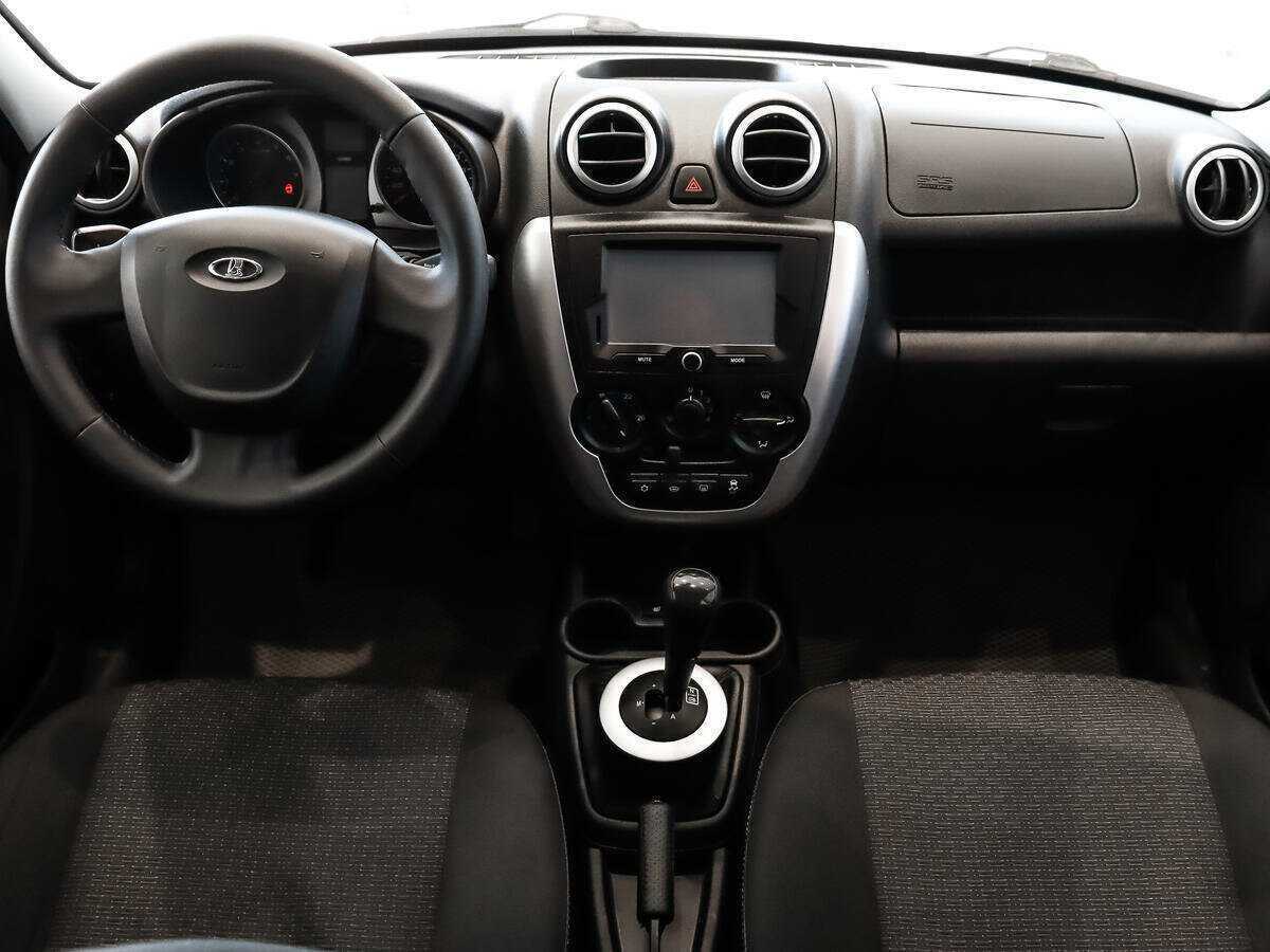 Lada (ВАЗ) Granta с пробегом — 2016 год. Фото: #11