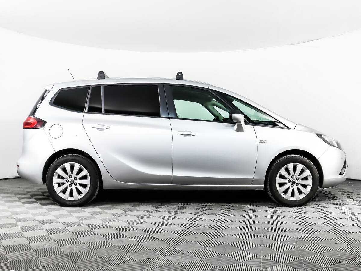 Opel Zafira с пробегом — 2014 год. Фото: #3