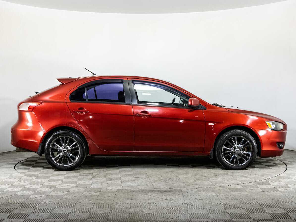 Mitsubishi Lancer с пробегом — 2010 год. Фото: #3