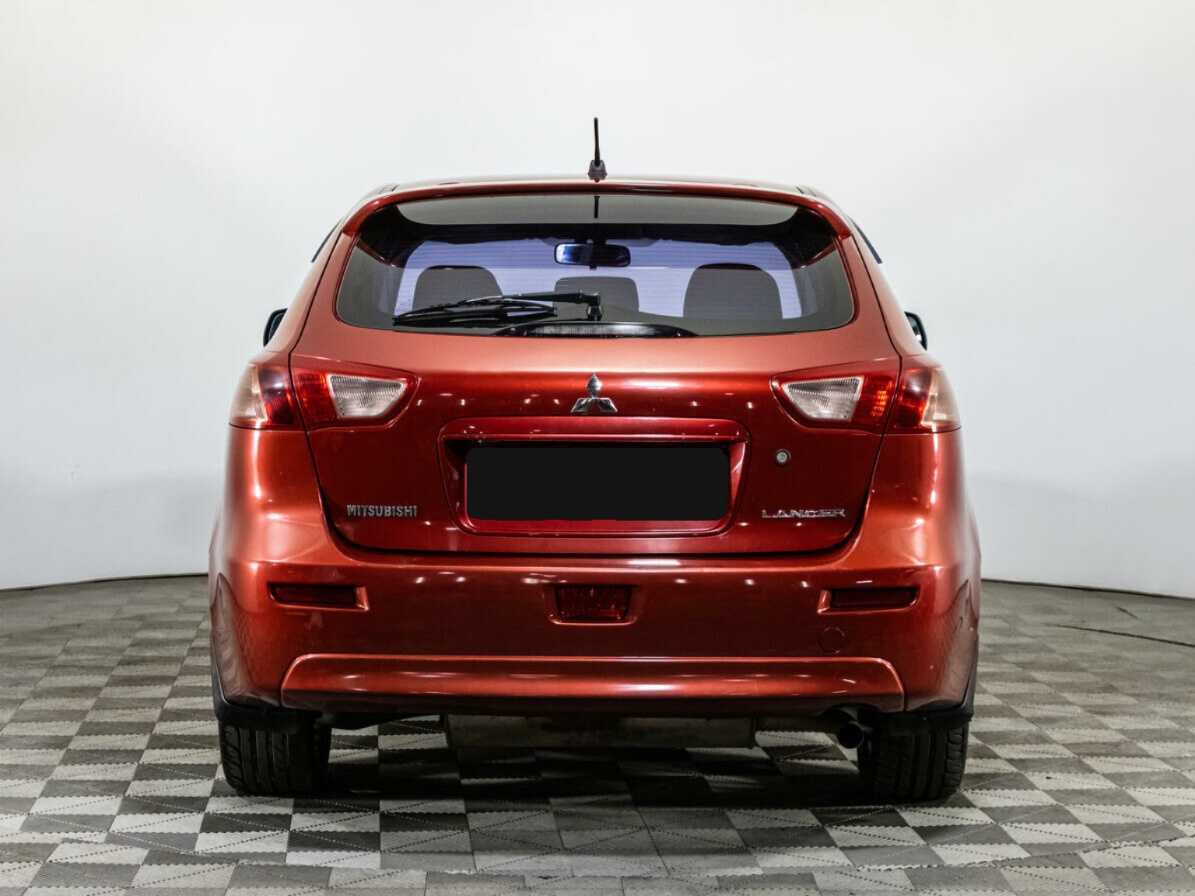 Mitsubishi Lancer с пробегом — 2010 год. Фото: #5