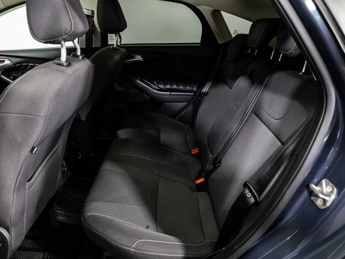 Ford Focus с пробегом — 2014 год. Фото: #9