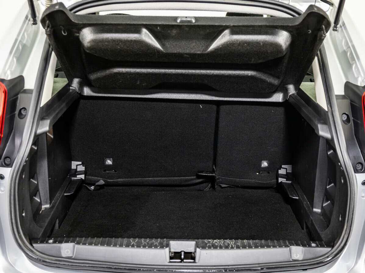 Lada (ВАЗ) XRAY с пробегом — 2018 год. Фото: #14