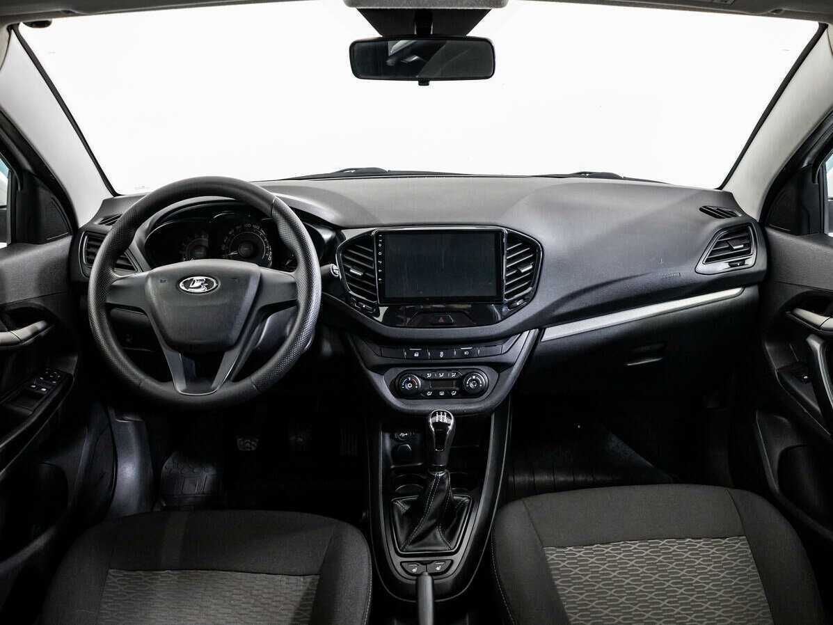 Lada (ВАЗ) Vesta с пробегом — 2017 год. Фото: #12