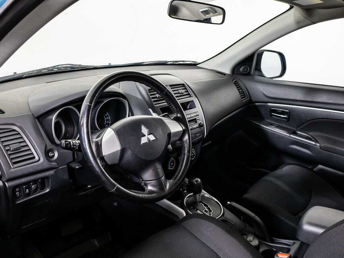 Mitsubishi ASX с пробегом — 2011 год. Фото: #10