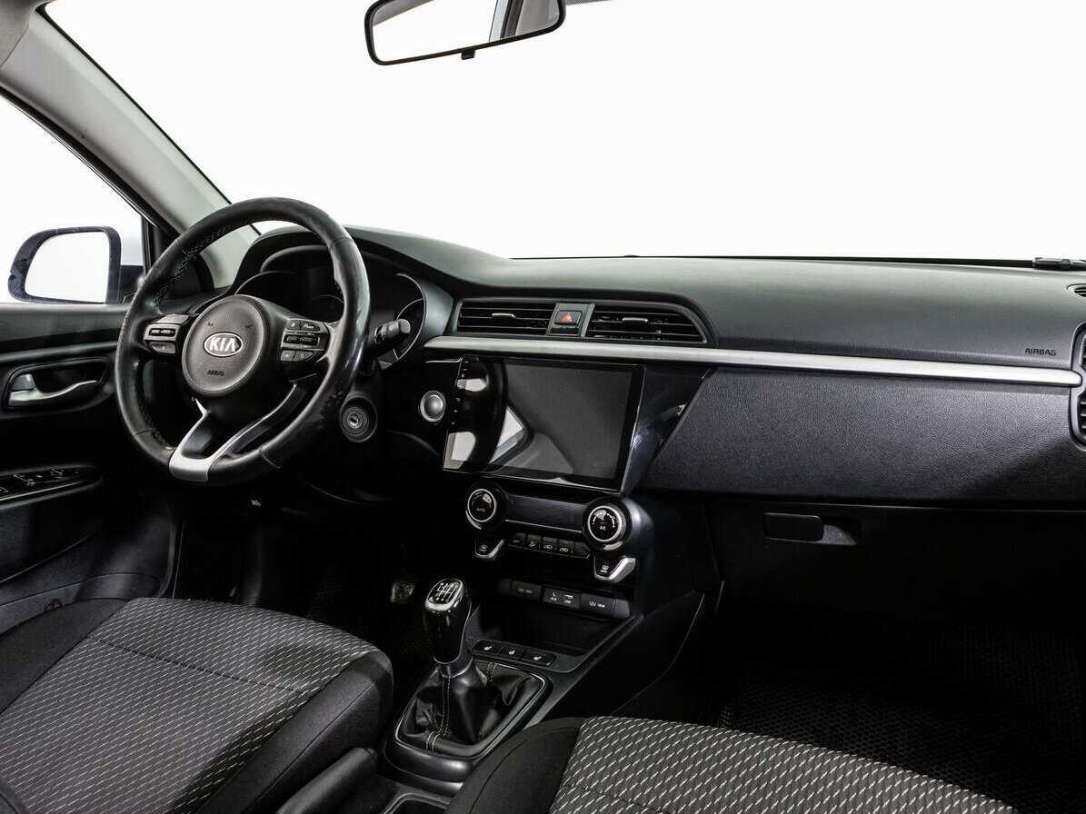 Kia Rio с пробегом — 2017 год. Фото: #8