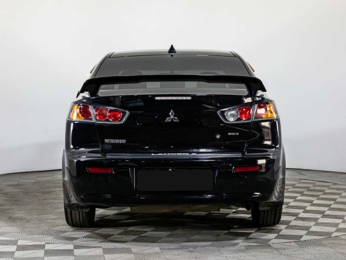 Mitsubishi Lancer с пробегом — 2010 год. Фото: #4