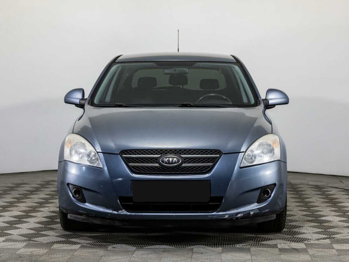 Kia Ceed с пробегом — 2009 год. Фото: #1