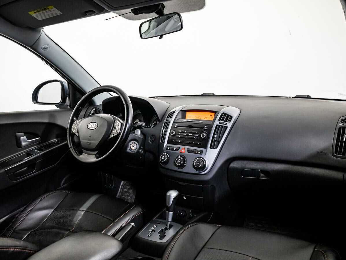 Kia Ceed с пробегом — 2009 год. Фото: #7