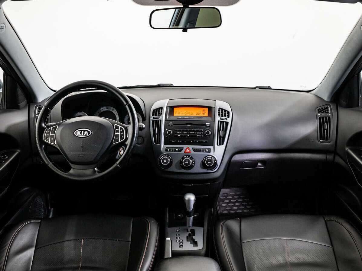 Kia Ceed с пробегом — 2009 год. Фото: #11