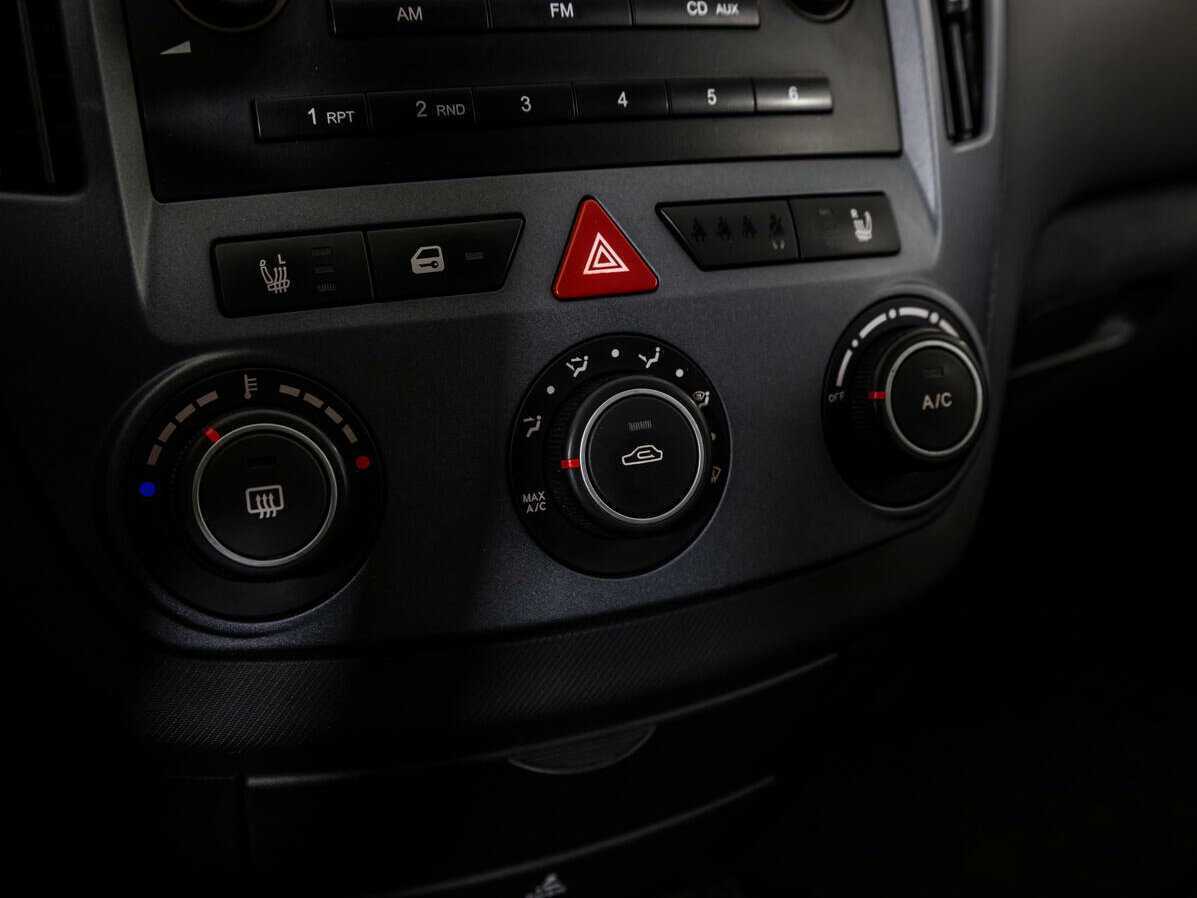 Kia Ceed с пробегом — 2009 год. Фото: #13