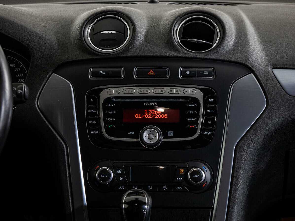 Ford Mondeo с пробегом — 2011 год. Фото: #13