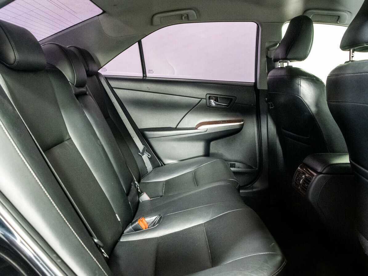 Toyota Camry с пробегом — 2014 год. Фото: #12