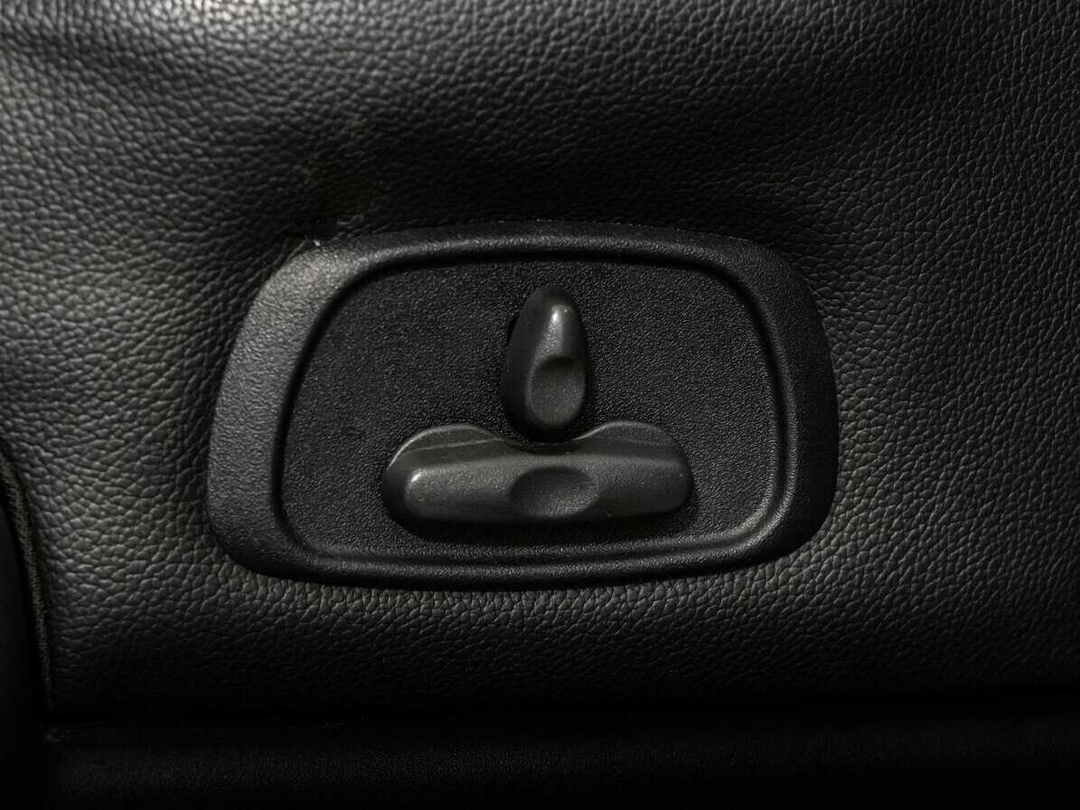 Mitsubishi Pajero с пробегом — 2011 год. Фото: #19