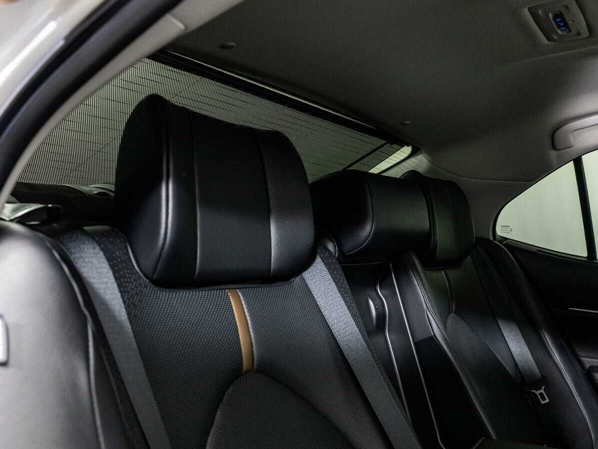 Toyota Camry с пробегом — 2018 год. Фото: #14