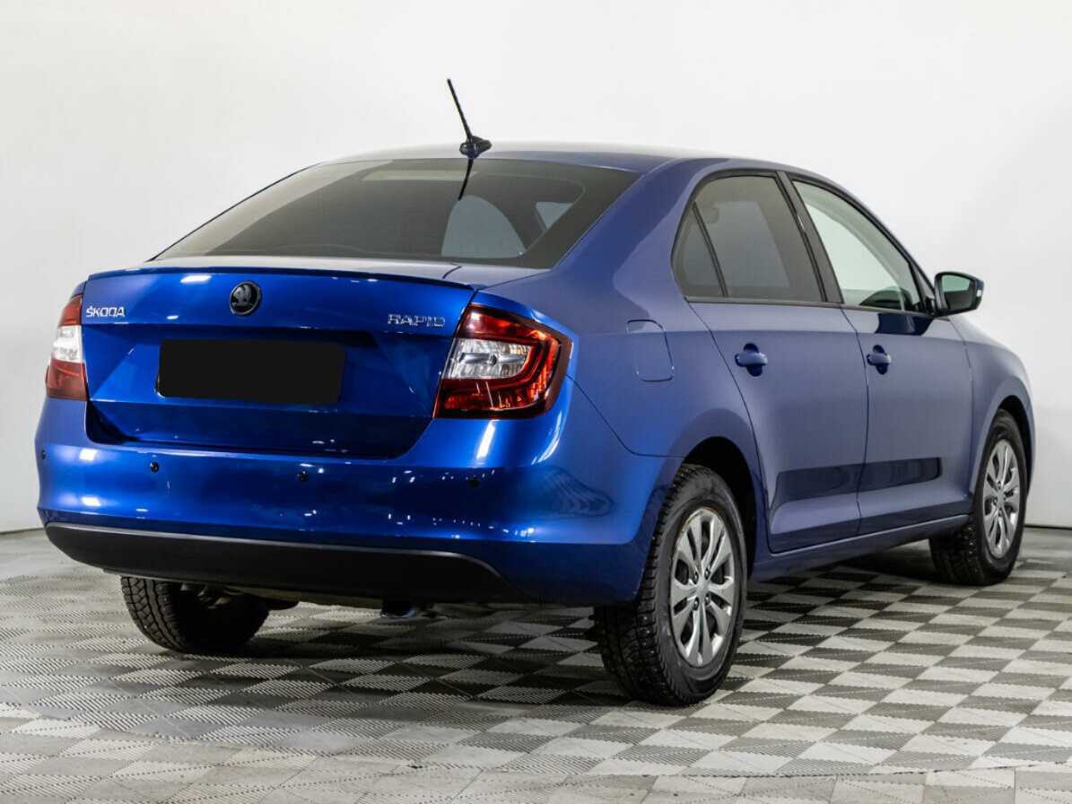 Skoda Rapid с пробегом — 2017 год. Фото: #4