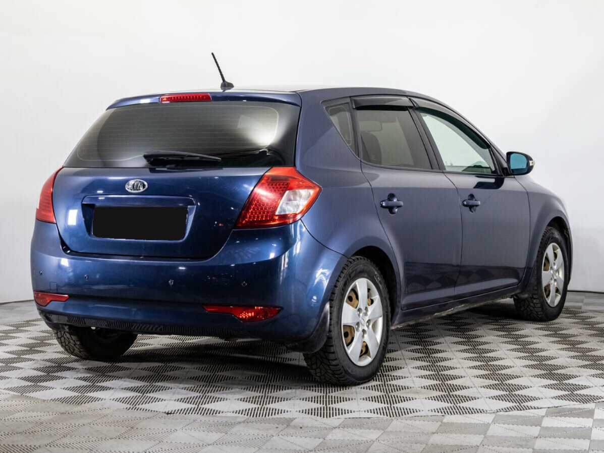 Kia Ceed с пробегом — 2011 год. Фото: #4