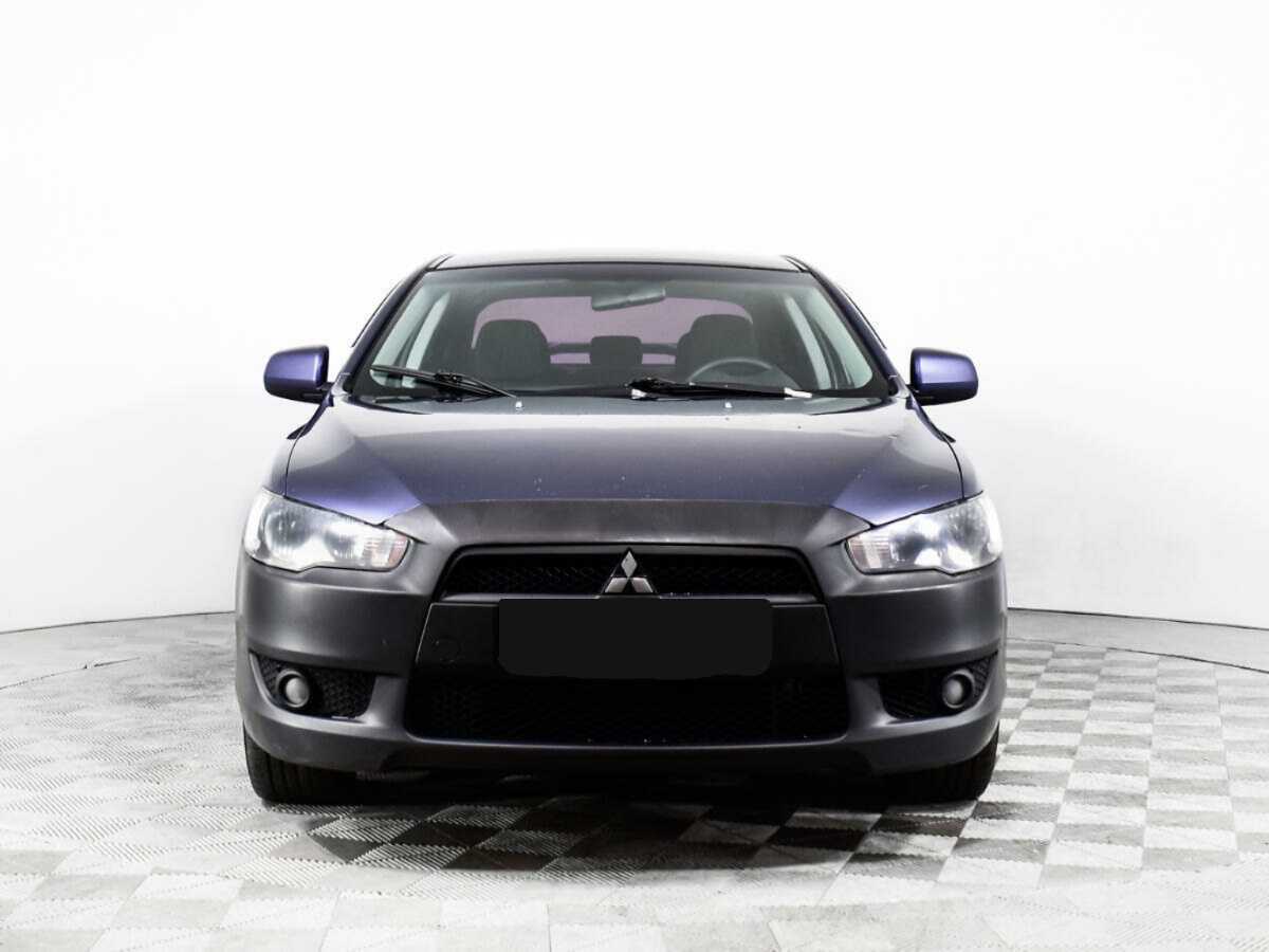 Mitsubishi Lancer с пробегом — 2010 год. Фото: #1